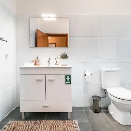 Casa Da Faja Do Amo By An Island Apart