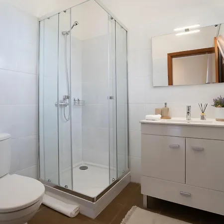 Casa Da Faja Do Amo By An Island Apart *