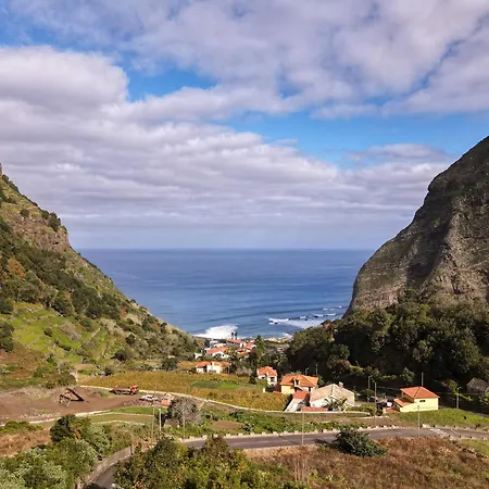 Holiday home Casa Da Faja Do Amo By An Island Apart