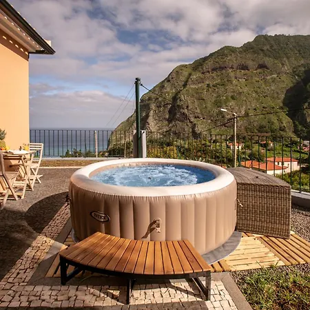 Casa Da Faja Do Amo By An Island Apart Sao Vicente (Madeira)