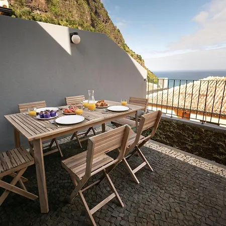 Casa Da Faja Do Amo By An Island Apart * Sao Vicente (Madeira)