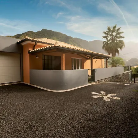 Casa Da Faja Do Amo By An Island Apart Holiday home