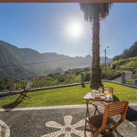 Holiday home Casa Da Faja Do Amo Sea View And Jacuzzi By An Island Sao Vicente (Madeira)