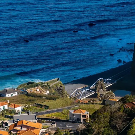Holiday home Casa Da Faja Do Amo Sea View And Jacuzzi By An Island Sao Vicente (Madeira)