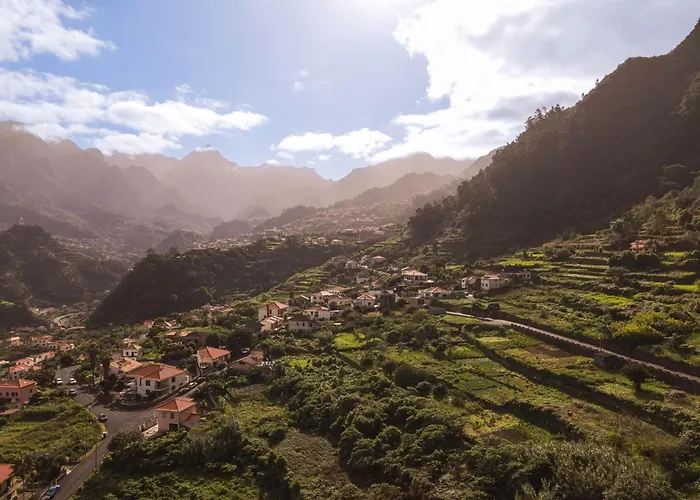 Casa de Férias Casa Da Fajã Do Amo By An Island *