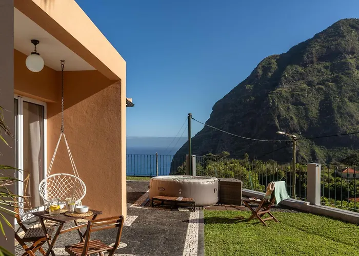 بيت للعطل Casa Da Faja Do Amo Sea View And Jacuzzi