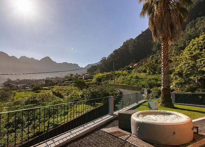 Casa Da Faja Do Amo Sea View And Jacuzzi São Vicente